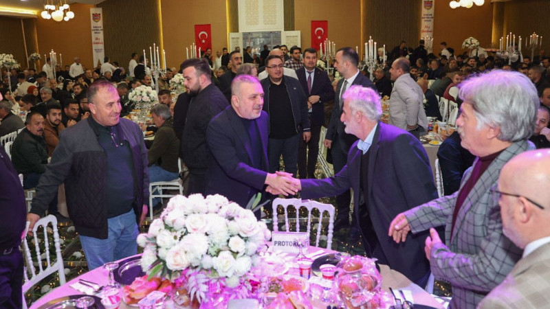 BAŞKAN ERCAN SİNCAN ŞOFÖRLER ODASI ESNAFIYLA İFTAR PROGRAMINDA BİR ARAYA GELDİ