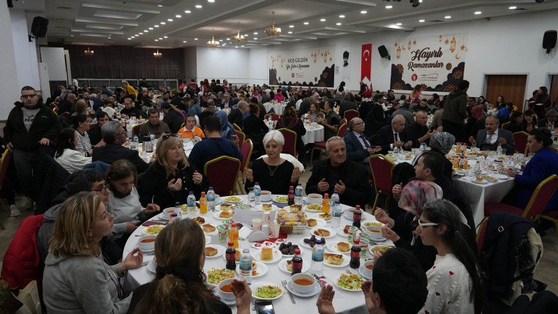 ÖZARSLAN SPORCULAR VE ENGELLİLERLE İFTAR SOFRASINDA BULUŞTU