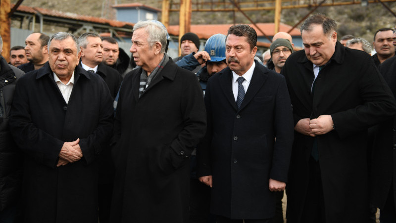 Başkan Özer Kasap, Çayırhan’da Madencilerle İftarda Buluştu