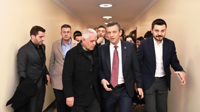 Başkan Şahin Saraçhane’deydi! Yüz binler adalet için meydanlarda