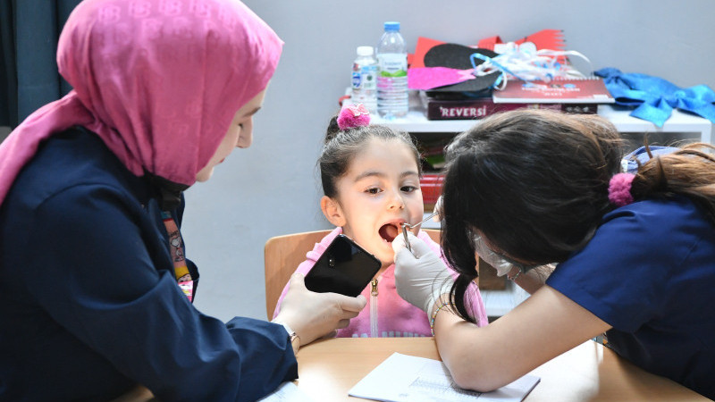 Mamak’ta 3.380 Öğrenciye Ücretsiz Diş Taraması